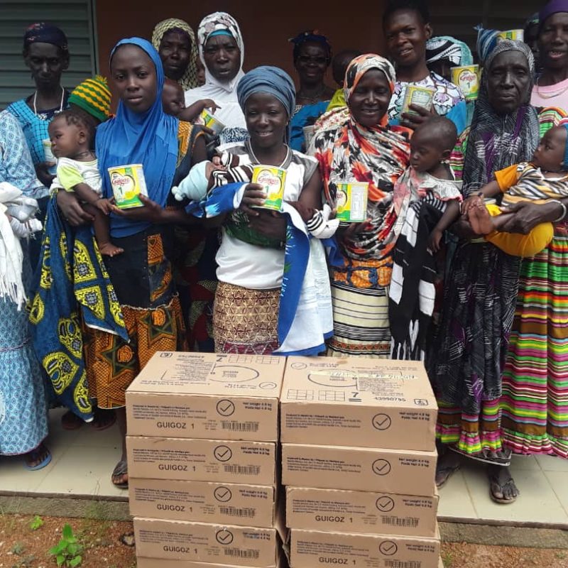 Donation de lait aux orphélins